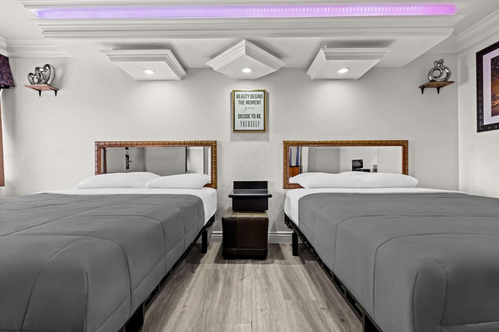 Rodeway Inn Santa Ana Eksteriør billede